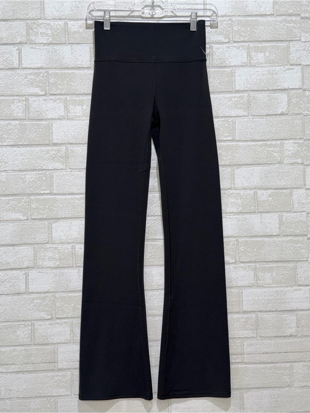 VUORI AllTheFeels Slim Flare Leggings - Black - Size - Small